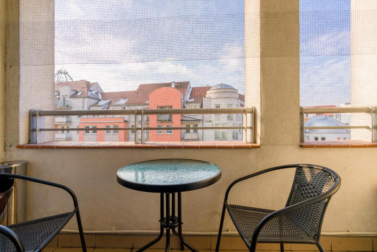 Sleepway Apartments- Szyperska Poznan Luaran gambar