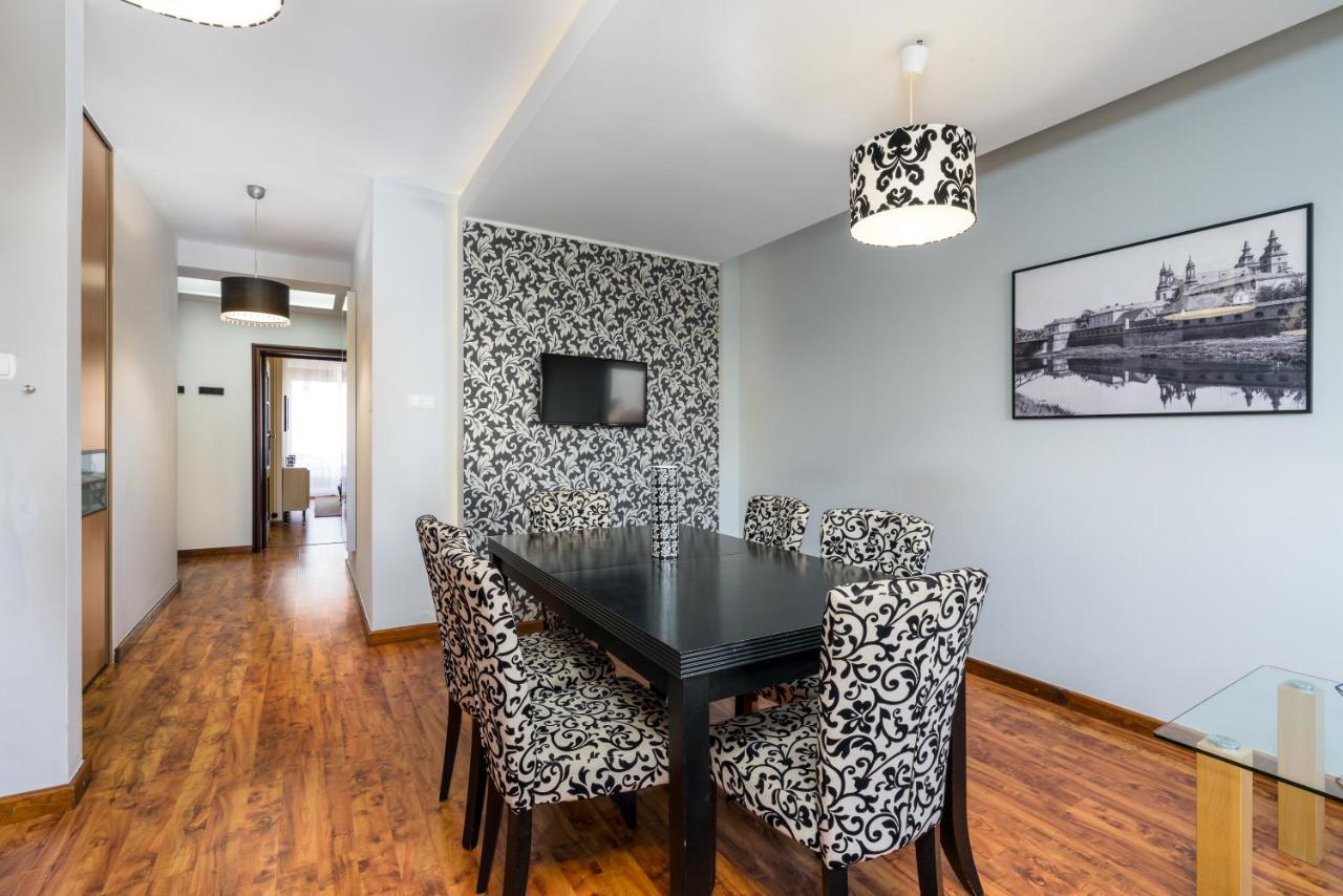 Sleepway Apartments- Szyperska Poznan Luaran gambar